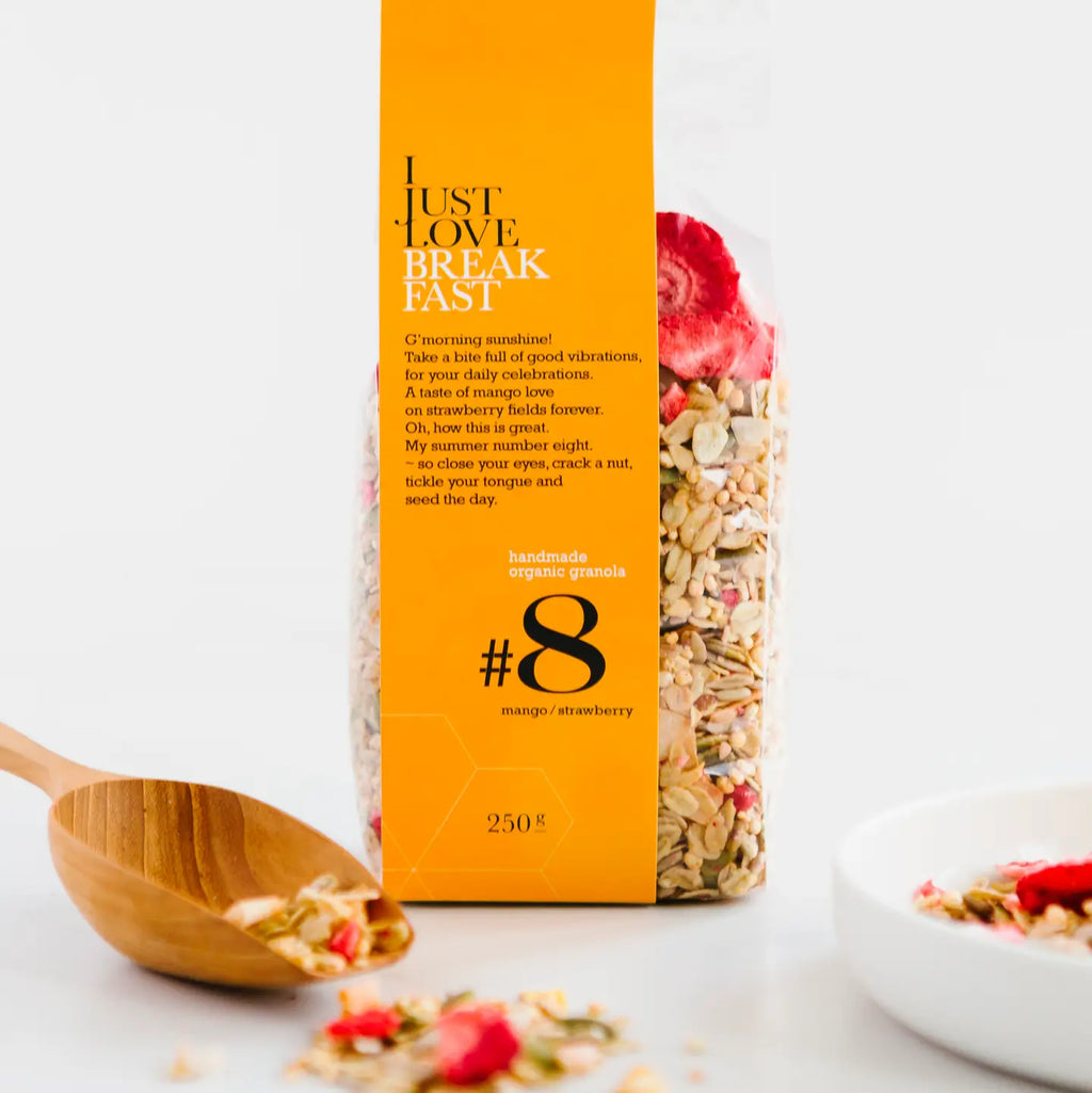 #8 Granola cu căpșuni și mango, 250gr  I Love Breakfast