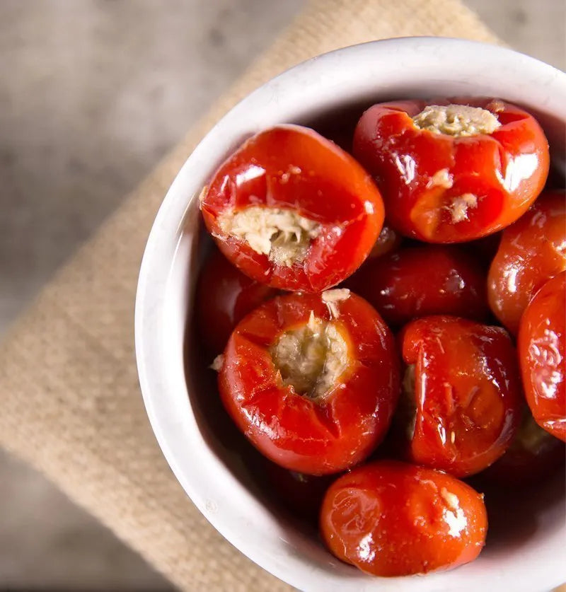 Ardei Cherry umpluti cu ton si capere in ulei de masline extravirgin, 190 gr - Oilala