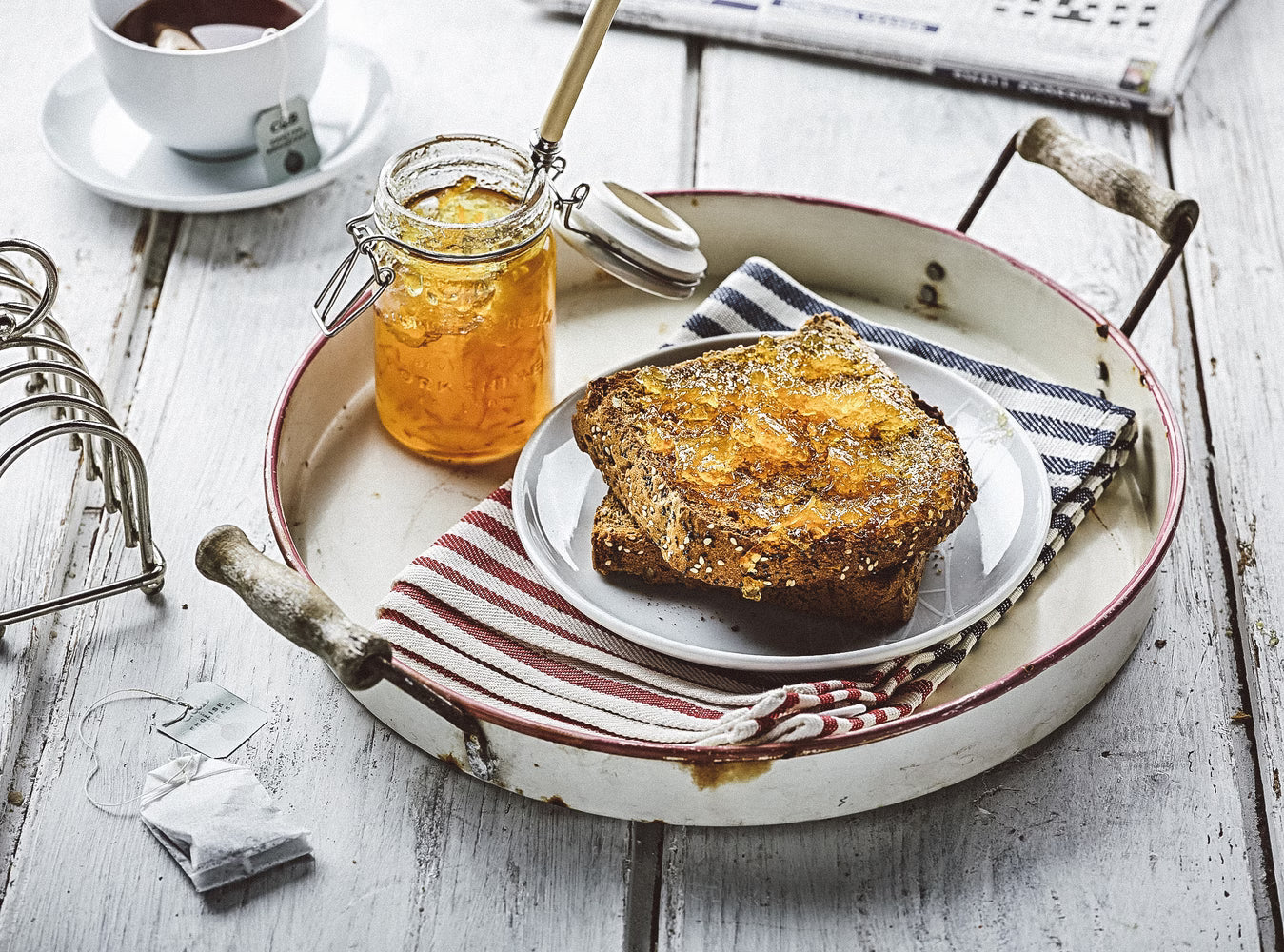 Brânză Cheddar pestriță, 75gr Cartwright & Butler