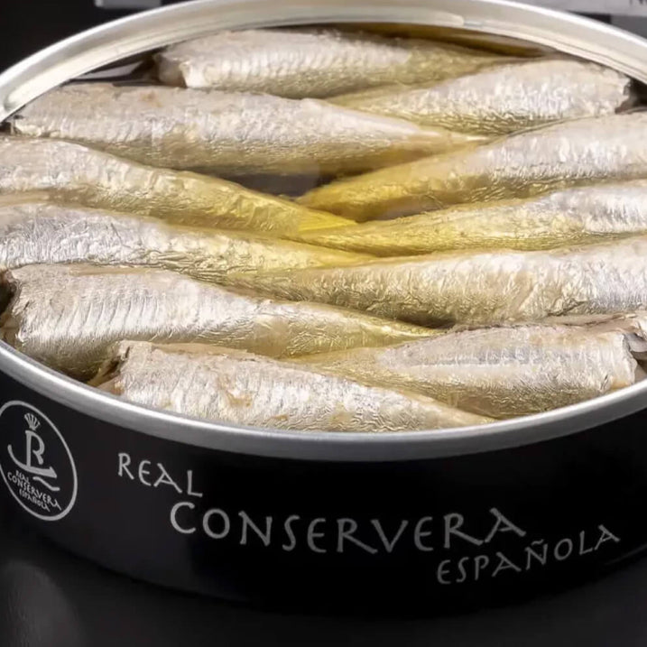 Baby sardine în ulei de măsline (picante) 14/18, 112 g - Real Conservera, Spania
