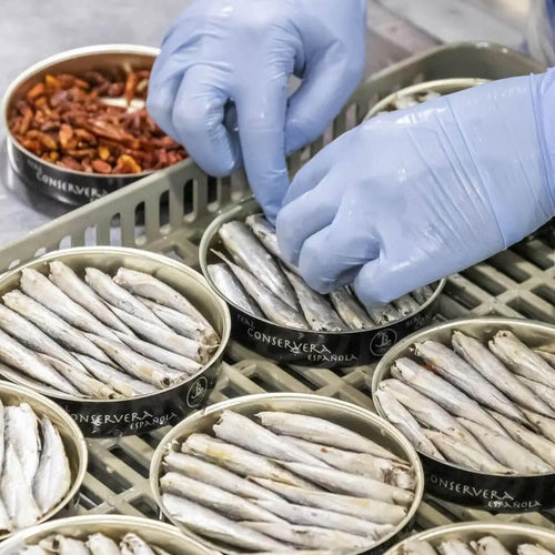 Baby sardine în ulei de măsline (picante) 10/14, 112 g - Real Conservera, Spania